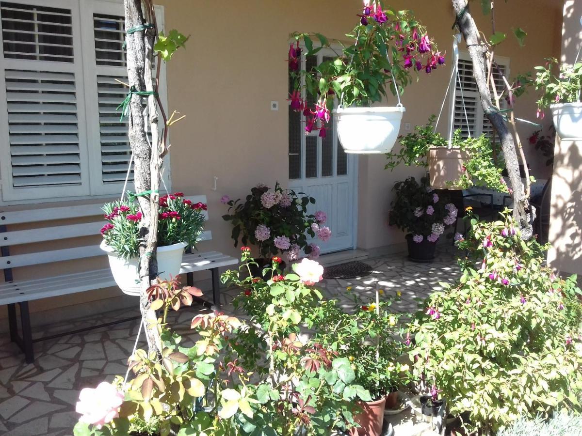 Apartman Iva Kaštela Exterior foto